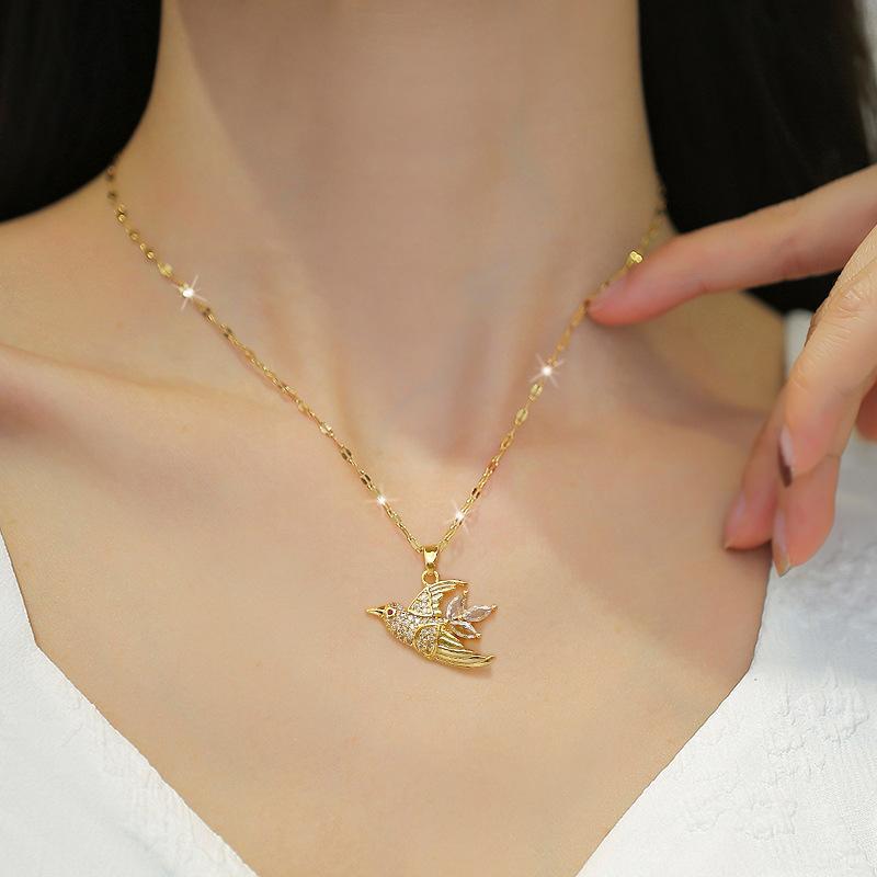 Flying Swallow Light Luxury Temperament Gorgeous Full Diamond Necklace Female Versatile Collarbone Chain Titanium Steel Chain