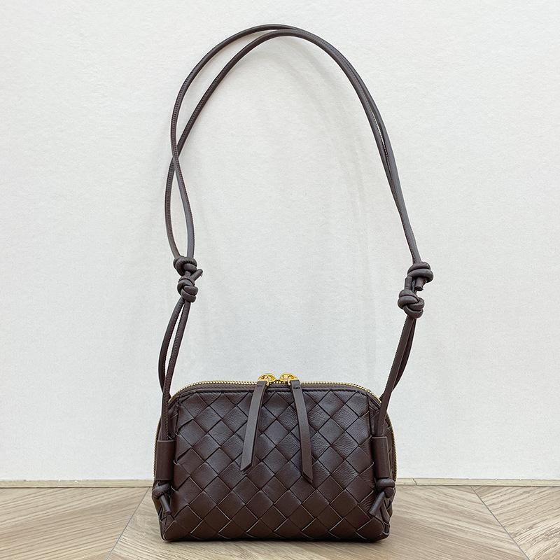 

Сумка из овчины ручной работы, новая сумка-облако из овчины, сумка через плечо, маленькая квадратная сумка для камеры 18x8x11cm кофейный