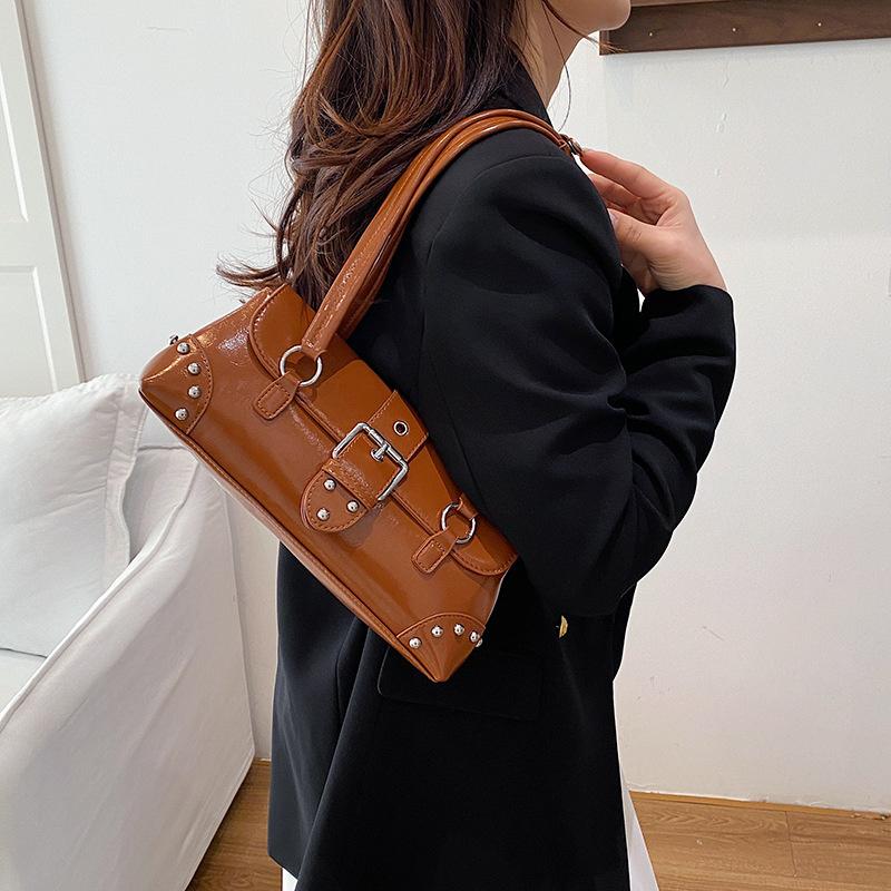 Yogodlns Stylish Retro Girl Underarm Bag French Bread Bag Commuter Aesthetic Shoulder Bag Urban Minimalist Large Capacity Handbags