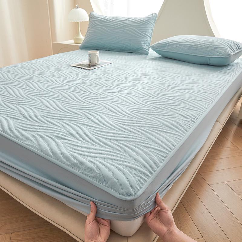 A-Grade Quilted Waterproof Mattress Protector - Soybean Fiber, Fitted for Mother and Baby.