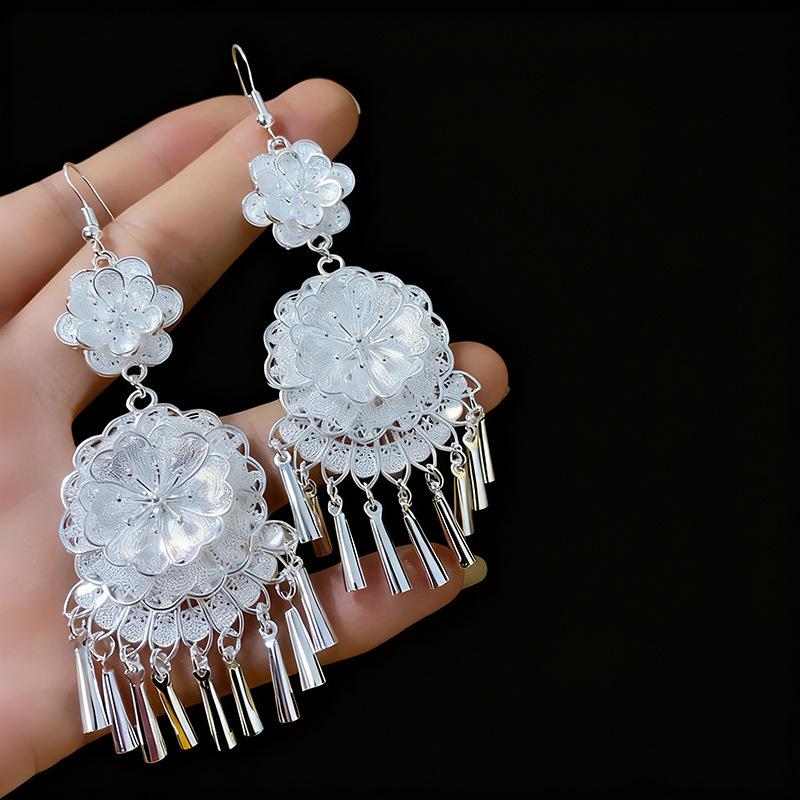 Ethnic style earrings Alloy silver-plated Miao ethnic minority Dong Yi earrings Earrings