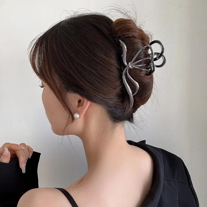 Large Bowknot Womens Hair Claw Clip for Thick Thin Hair Accessories Trendy Elegant Gold Silver Metal Streamer Crab Clamp Jewelry