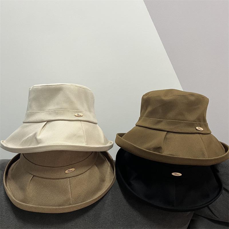 

Curling bucket hat women s autumn and winter casual versatile metal standard basin hat fashion shows small face foldable hat tide Adult average size (55-58cm) чорний