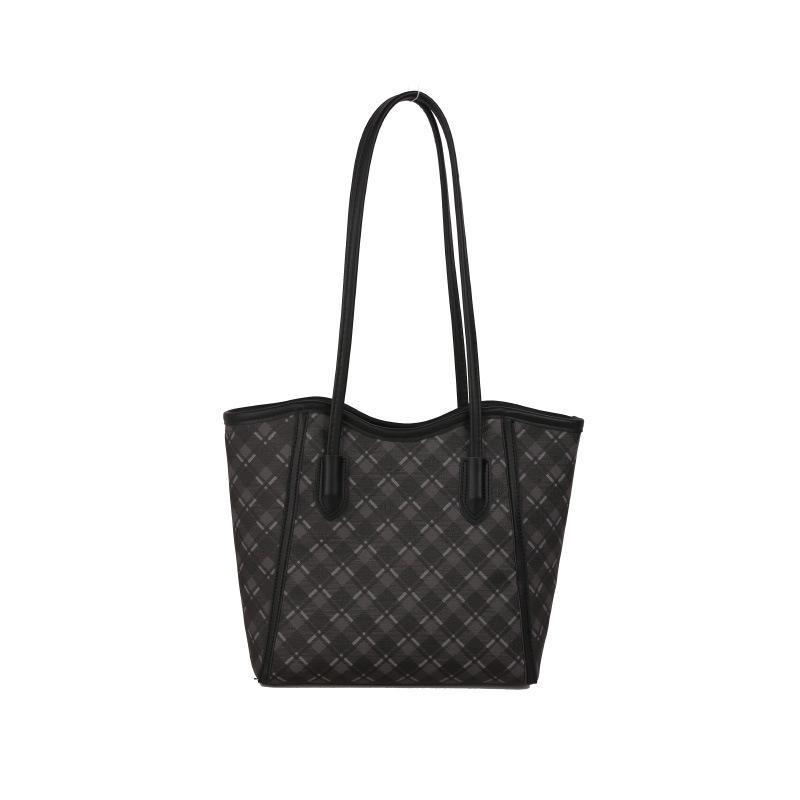 

Textured large-capacity bag women s new fashion popular bucket bag casual commuting retro shoulder messenger bag чорний