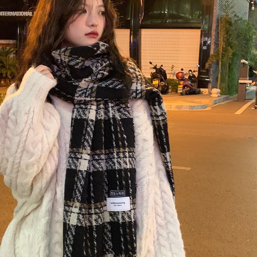 Retro Plaid Scarf for Girls Winter Ins Versatile Thickened Warm Long Shawl Dual Purpose Versatile Student Scarf