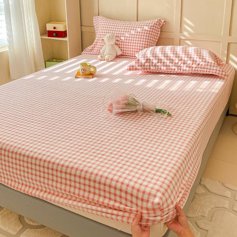 1pc Plaid Style Bedsheet Velvet Bed Cover Home Fitted Sheet Elastic Mattress Protector Winter Bed Linen sabanas (No Pillowcase)