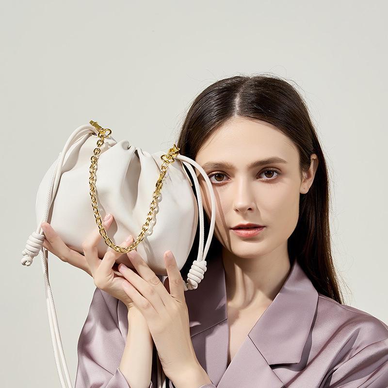 2024 Korean Genuine Leather Chain Cloud Bucket Bag