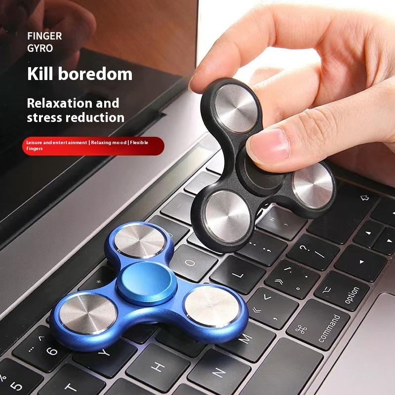 Three Leaf Fingertip Gyro Rotator EDC Seven Stage Electroplating Mixed Autism ADHD Finger Gyro Metal Bearing Decompression Gift