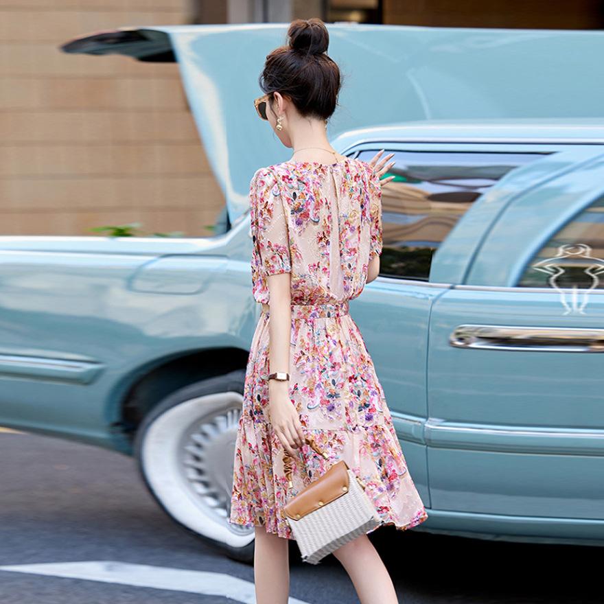 Floral dress women's summer new small fashionable waist thin medium and long A skirt