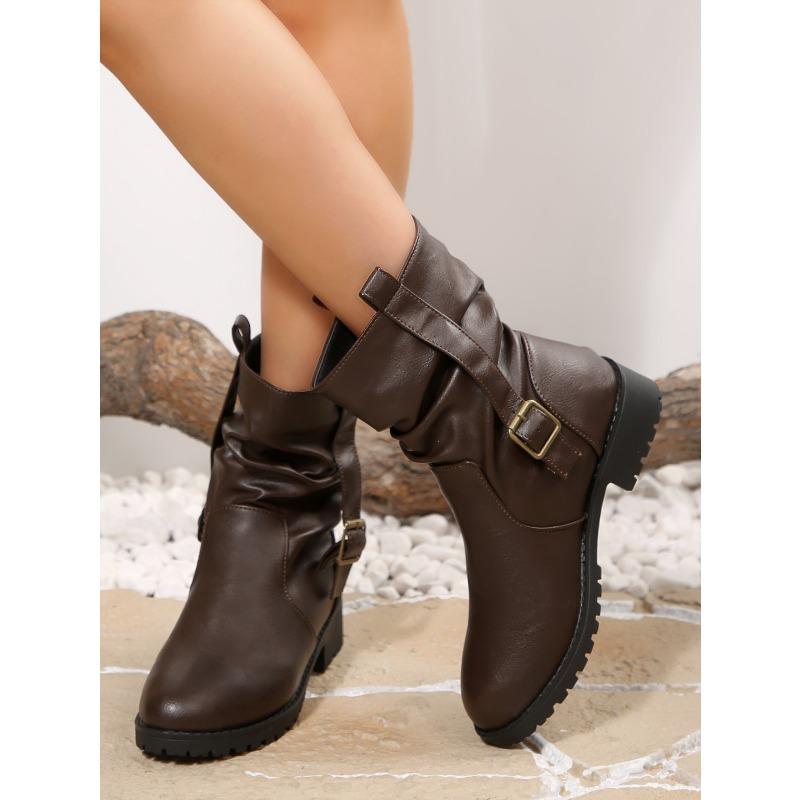 Round Scalp Belt Buckle Pleated Stack Boots 2025 Winter New Retro Plus Size British Style Thick Heel Martin Boots for Women