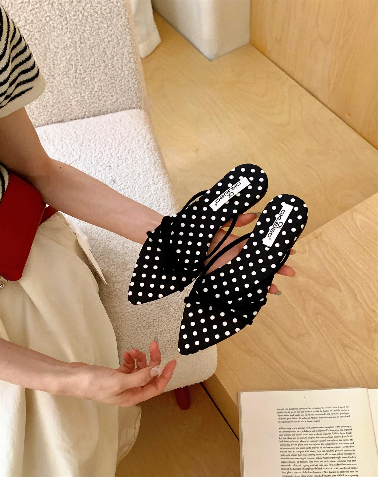 

Gentle And Cool Slippers Women S Summer Wear Toes Suede Evening Breeze Fine Belt Beach Clip Evening French Flip-Flops Simple 39 чорний