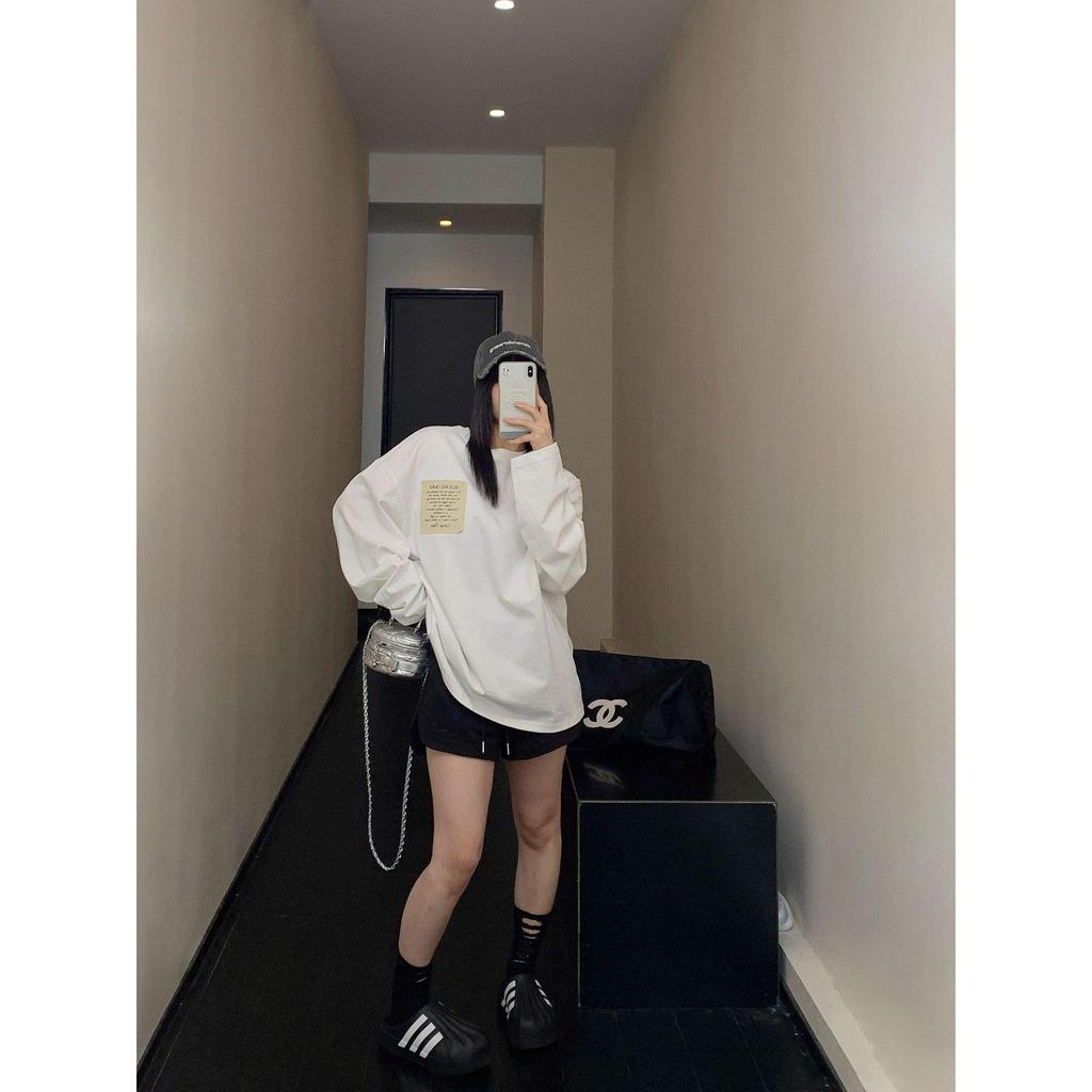 2025 New Arrival: European-Style White Long-Sleeve Women's T-Shirt, Mid-Length Loose Fit, Pure Cotton Base Layer for Autumn/Winter