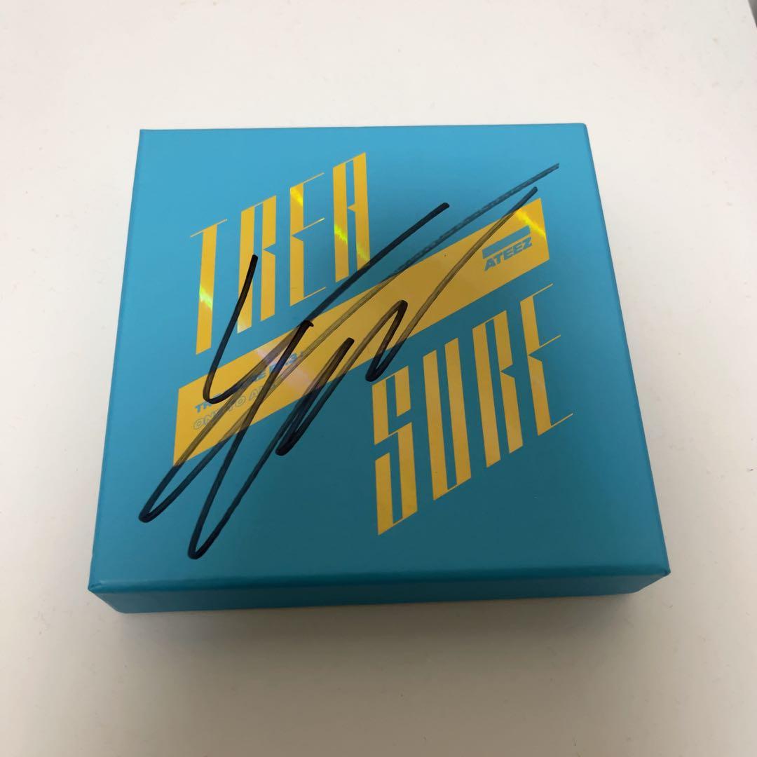 

[USED] ATEEZ Yunho autograph