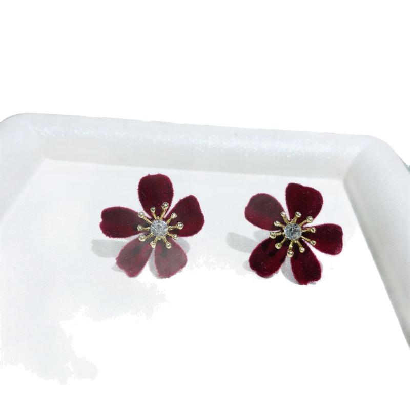 Vintage Wine Red Flocking Flower Stud Earrings for Women Classic Flower Petal Sweet Elegant Earrings Wedding Party Jewelry Gift