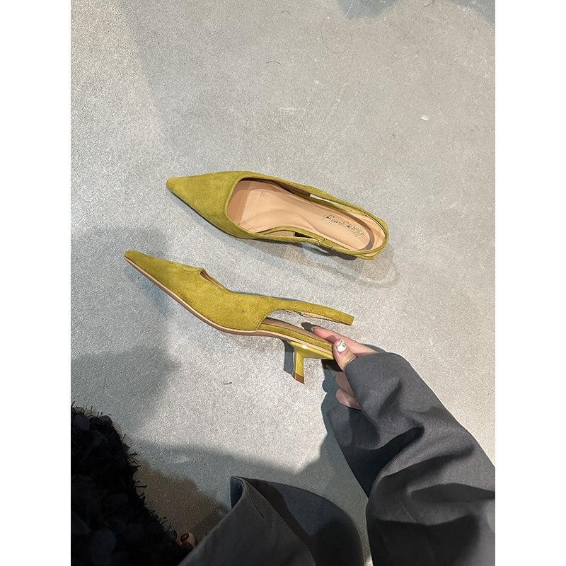 

2025 весна и осень новая французская ретро темперамент светская львица сумка голова остроносые сандалии замшевые шпильки фея высокий каблук 39