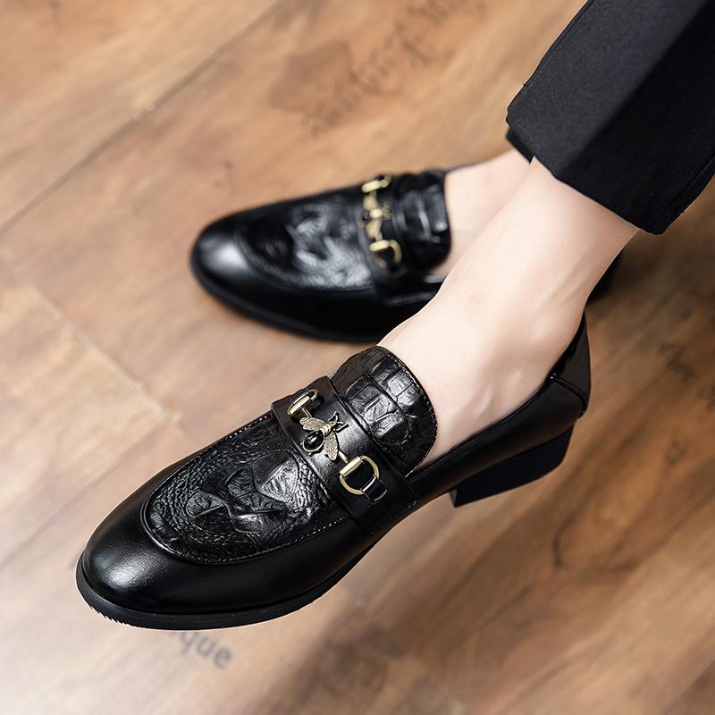 Fashion Summer Luxury Wedding Shoes Men's Luxury Crocodile Pattern Patent Leather Shoes Fashion Business Loafers Man Banquet Dress Shoes