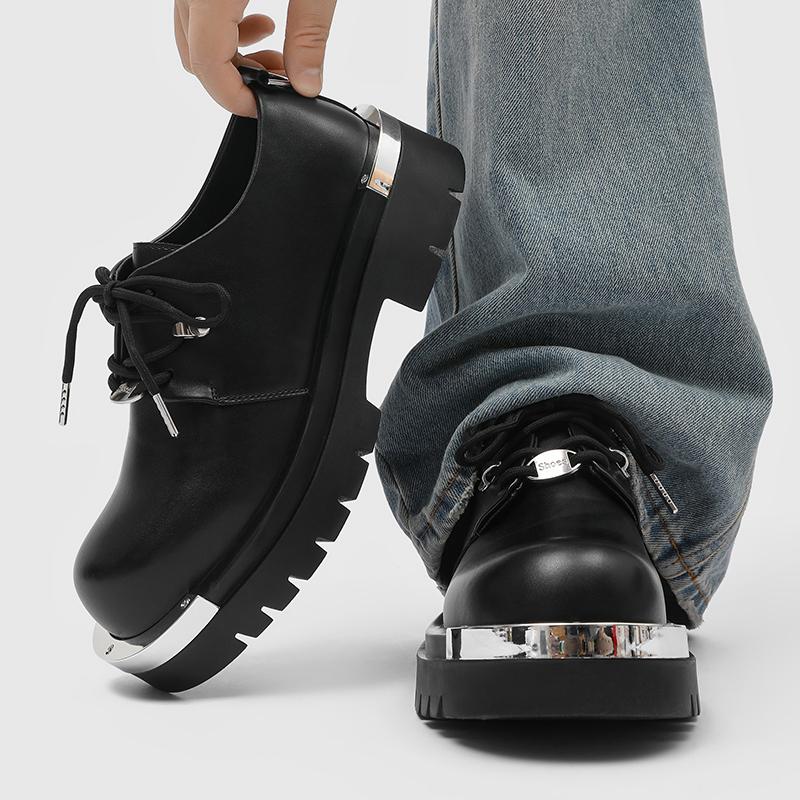 Modische schwarze Lederschuhe mit dicker Sohle Klassische und trendige Designs des Designers Outdoor-Mode Straße 38-46 Luxusschuhe Klassisch Heiß