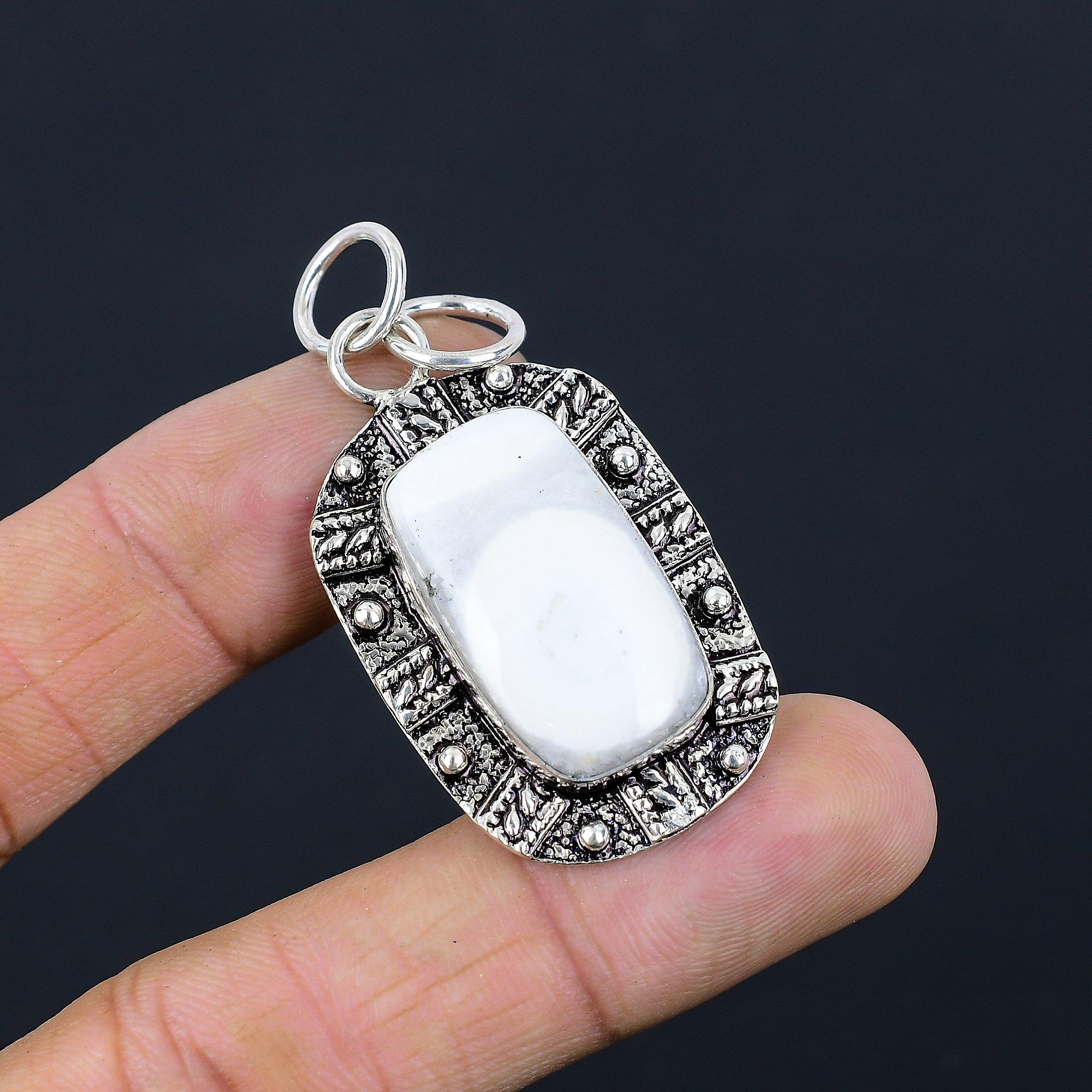 

Natural Solar Moss Opal Gemstone Pendant 925 Sterling Silver Indian Jewelry