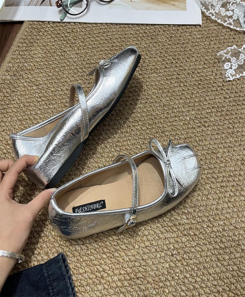 Französischer Feenstil rote Mary Jane Schuhe mit eckiger Spitze Mädchen Frühling 2025 neue Schleife flache Ballerinas