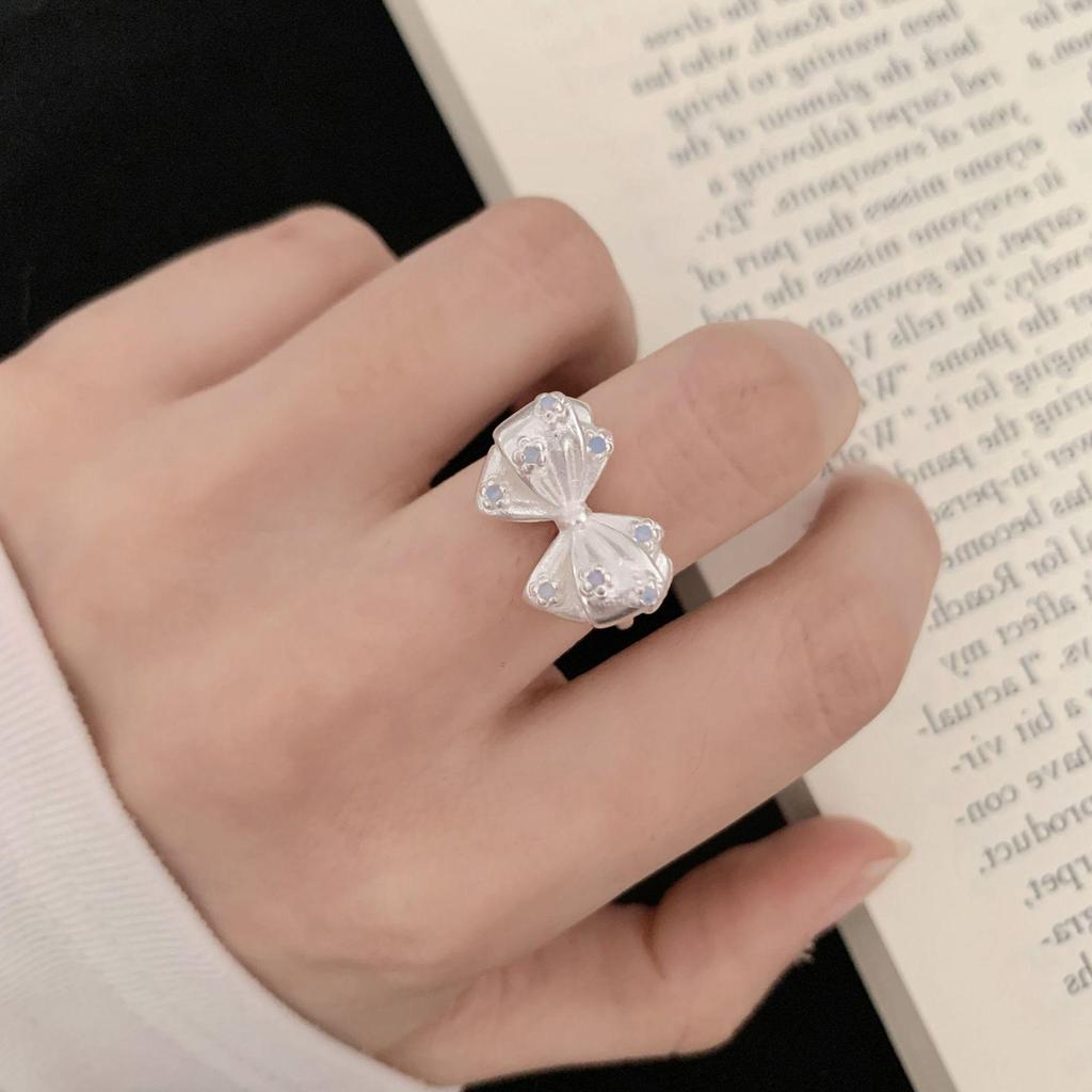 Elegant Adjustable Bow Ring: High-End Light Luxury, Fashionable Court Style for Women
