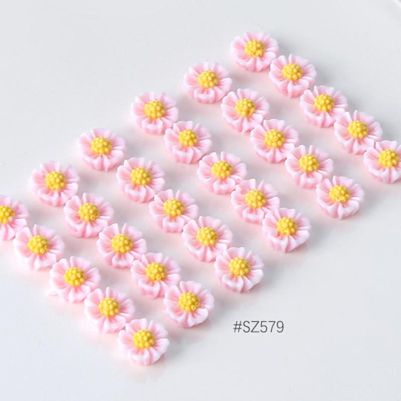 50 Pièces Mini Marguerites 3D Charms Nail Art Accessoires Fournitures de Décoration Manucure Matériaux Design Dos Plat Bijoux d'Ongle DIY
