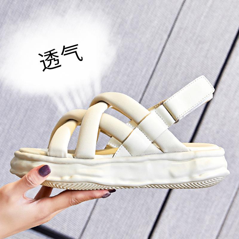 Dissolved sole sandals women's 2025 summer new women's flat-bottomed versatile beach shoes Velcro platform fashion women's shoes