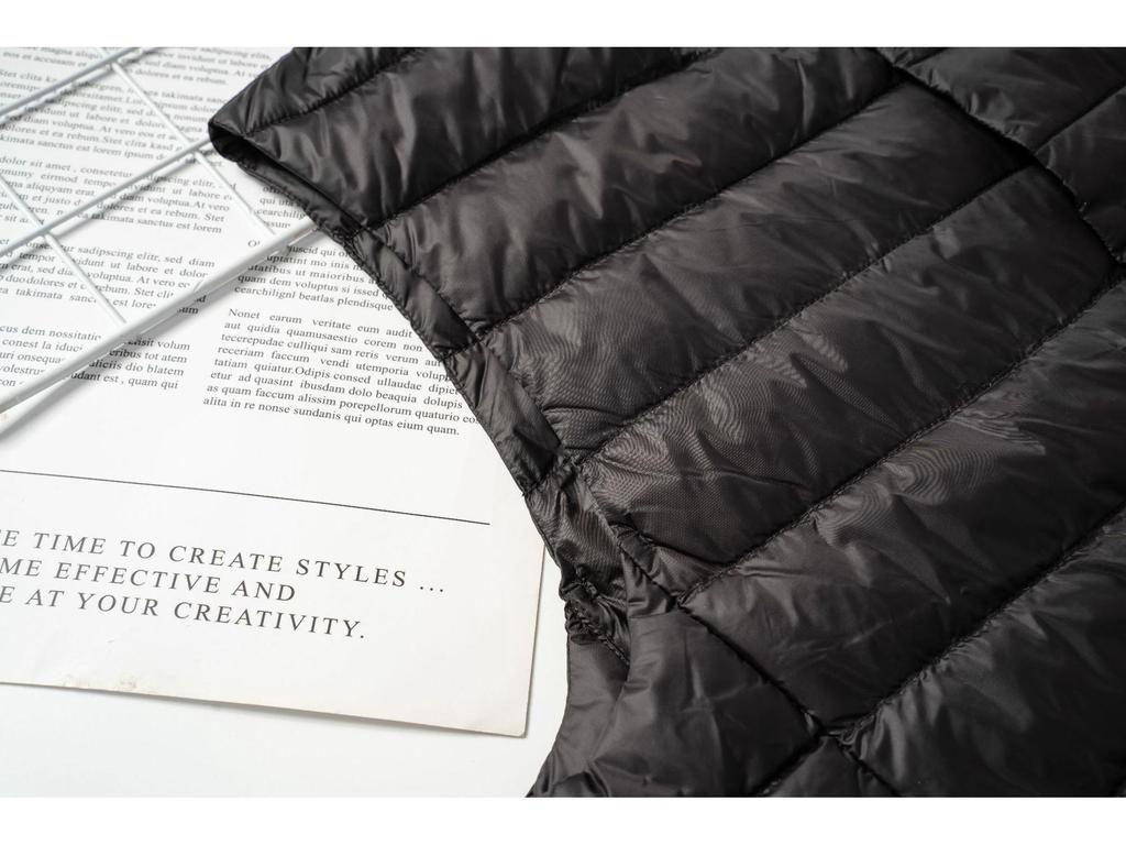 Men's Lightweight Down Vest, Round Neck, Solid Color, Plus Size, Raglan Sleeve - Ideal for Autumn and Winter