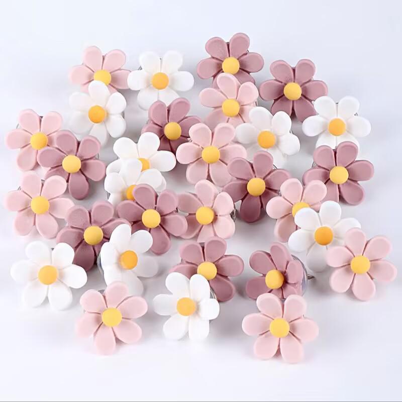 30pcs Creative 3D Five-Petal Flower Pushpins for Photo Wall Decoration