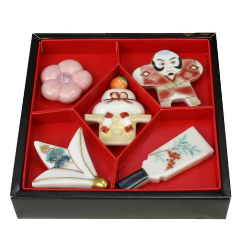 

Aito Kyoto-yaki Kiyomizu-yaki Chopstick Rests, Set of 5, Kyoto New Year Design, HKY401