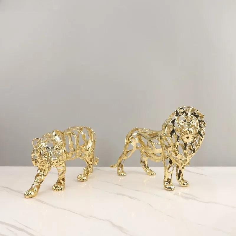 European Style Light Luxury Gold Hollowed Out Lion Horse Elephant Animal Sculpture Living Room Metal Decoration Home Accessories