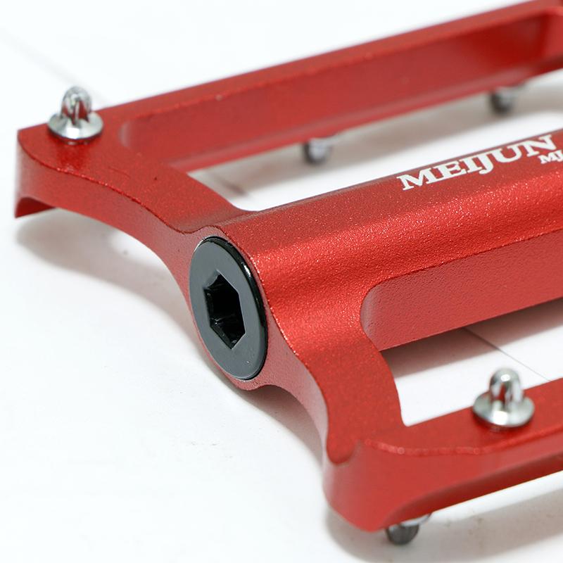 MEIJUN Ultralight MTB Bicycle Pedals Mountain Road Bike CNC Bearings Anti-Slip Nails Pedal Lightweight BMX Cycling Parts