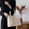 [VITAFELICE] Vita Felice Genuine cowhide 2way square handbag ladies vinb-l16045 (off white)