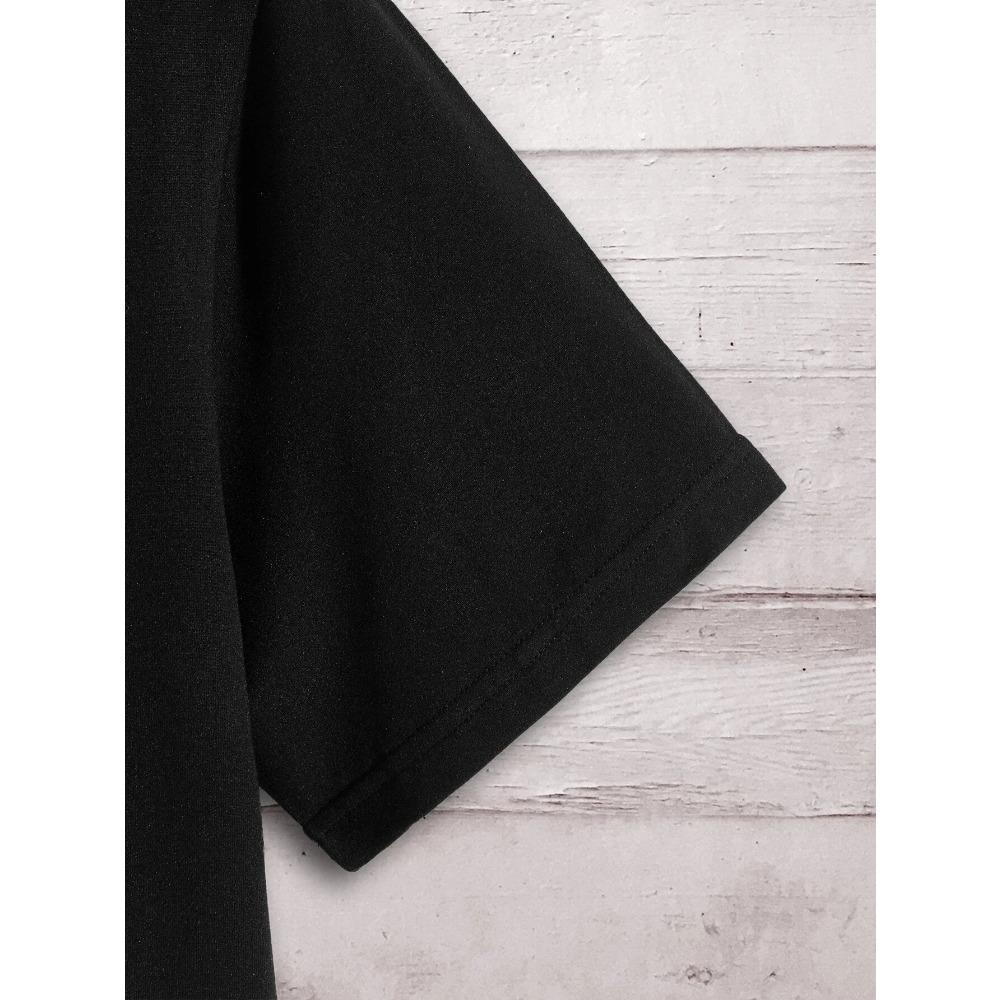 The T-shirt with a fun smiling face printed on it is melting, men's fashionable oversized T-shirt, summer cotton clothing, loose