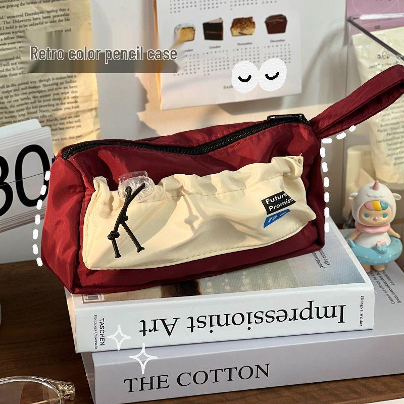 Retro Pencil Case: Stylish Stationery Bag for Girls - Suitable for Elementary To College Students