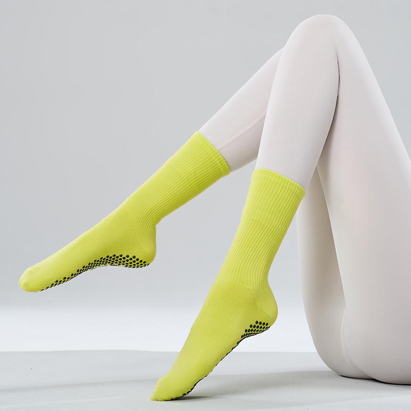 

Женские нескользящие носки для пилатеса и йоги - Профессиональный дизайн с фиксацией пятки для фитнеса One Size