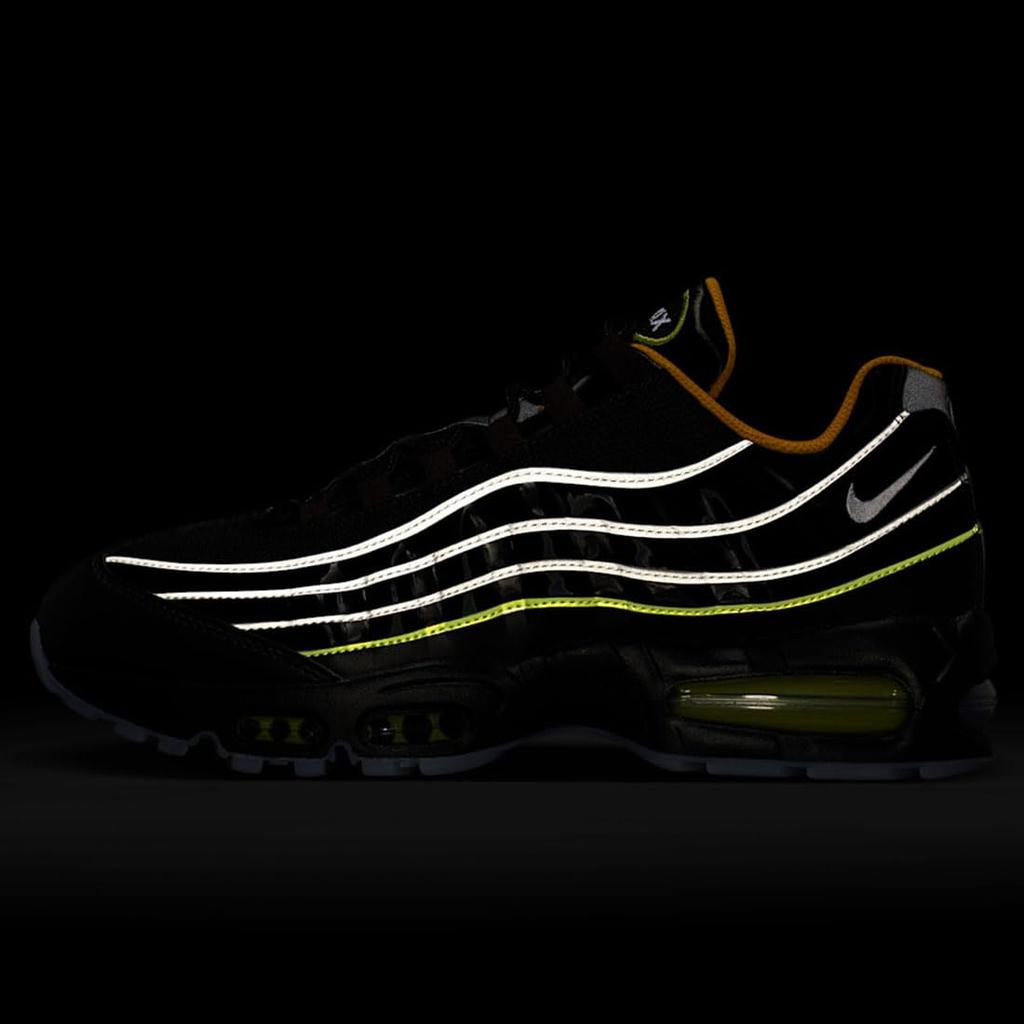 Air Max 95 Big Bubble SE [Nike] Black/Gold Leaf/Pierce/White IR5901-010 25.5cm