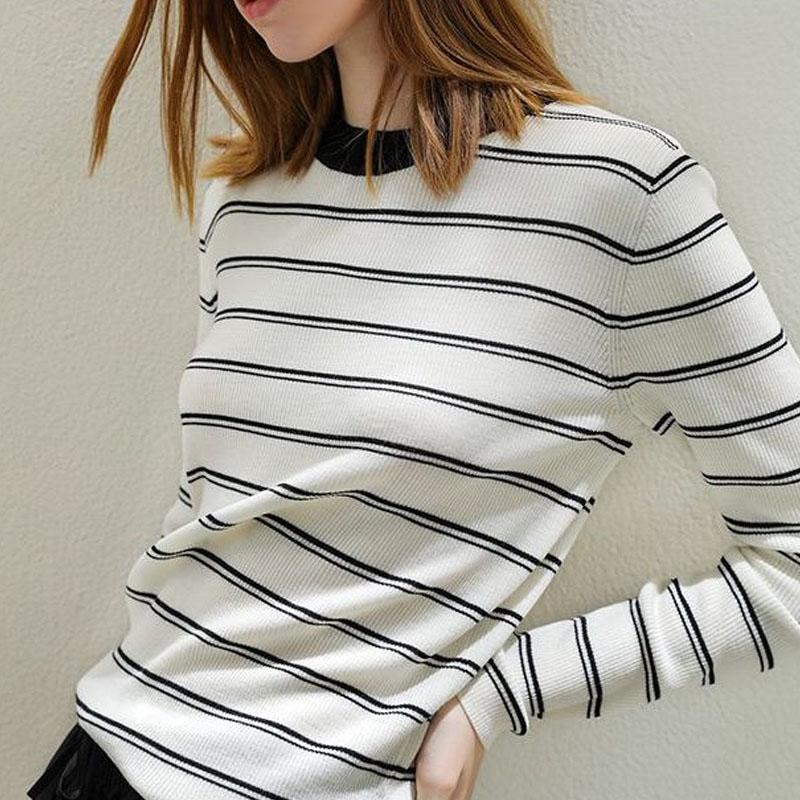 New Autumn Winter French Vintage Stripe Contrast Round Neck Slim Fit Versatile Age Reducing Westernized Women's Knitted Sweater
