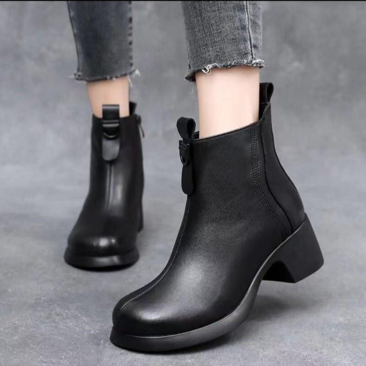 Women's Large Size Leather Soft Sole Increased Height Winter Warm Fur Snow Boots Padded Lined Ankle Boots Non-Slip Hiking Casual Sports Martin Boots