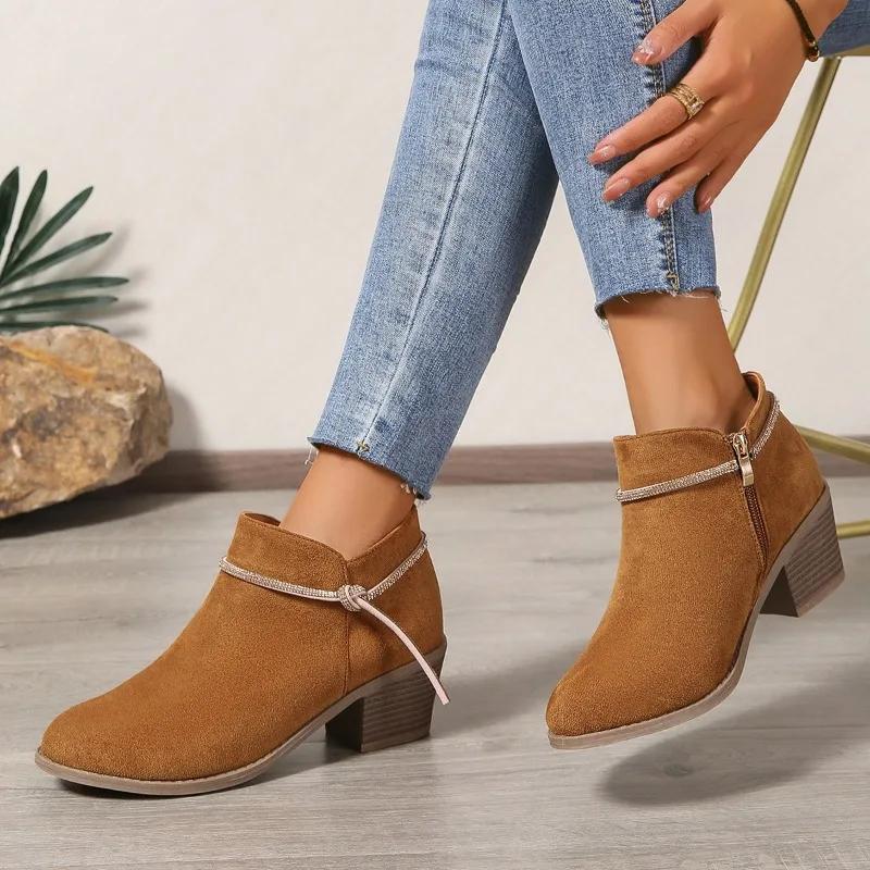 

Мода 2024 Высокое качество Женская обувь Ботильоны Женские Модные Боковая молния Офис и Карьера Сексуальные Хрустальные Обувь больших размеров для женщин 42 светло-коричневого