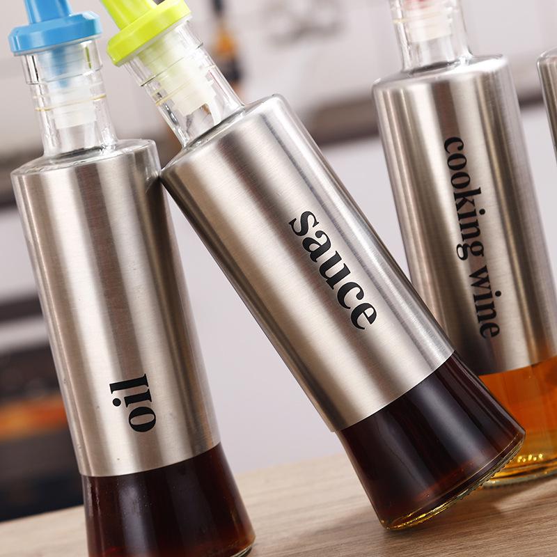 Japanese-Style Glass Oil Dispenser with Stainless Steel Press Nozzle for Soy Sauce, Vinegar, and Seasonings
