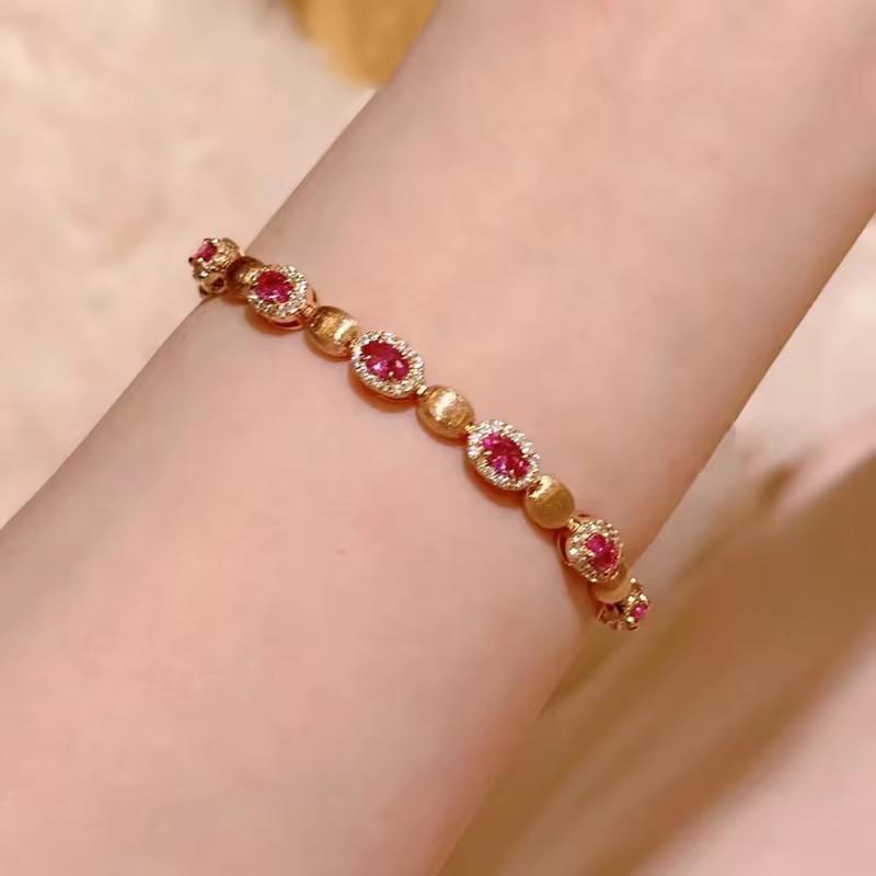 Creative inlaid ruby bracelet for women exquisite and High quality glossy and fashionable oval brushed bangles wedding Zircon