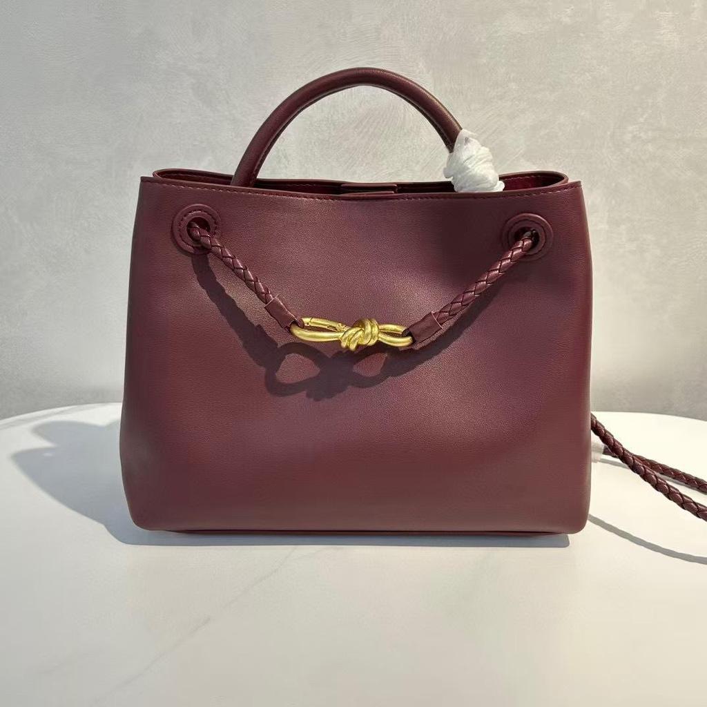 Women's 2026 New Texture Genuine Leather Large Capacity Tote Bag Women's Diagonal Cross Commuter Bow Single Shoulder Handbag