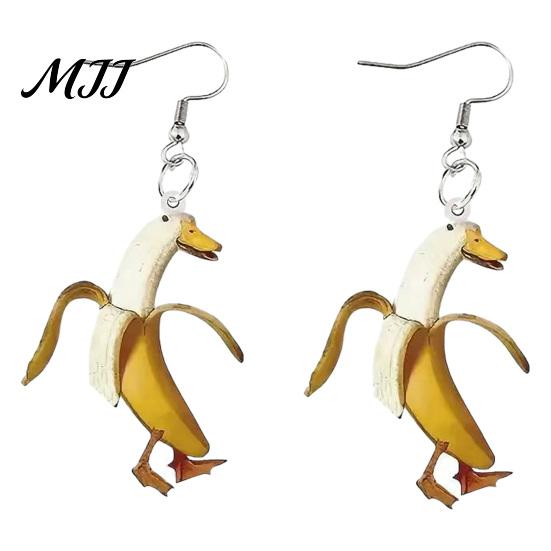 Eye Catching Acrylic Drop Earrings 1 Pair Funny Duck Earrings, Novelty Garlic/Banana Dangle Creative Cartoon Jewelry for Women Women, Cute Animal