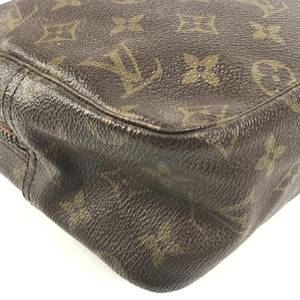 Louis Vuitton  M47522  Monogram Trousse Toilette 28 Cosmetics Pouch Clutch