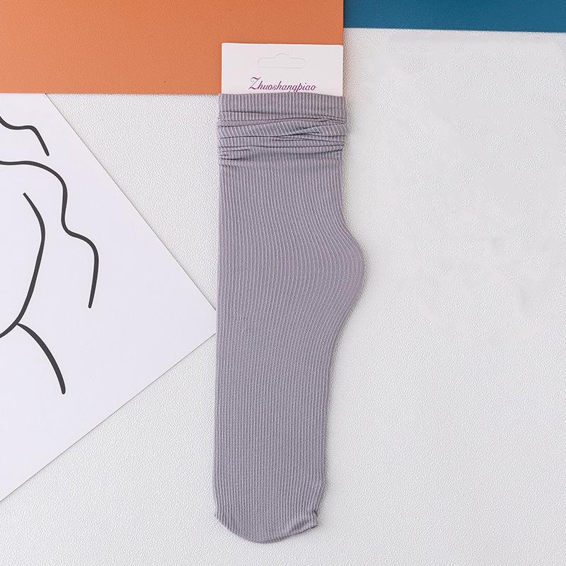 

Многоцветные однотонные носки средней длины из ледяного шелка и бархата для женщин, летние мягкие тонкие носки с закатанным краем, японские повседневные длинные носки One Size