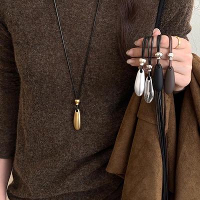 Minimalistischer Wassertropfen Anhänger Lederseil Matt Poliert Halskette Lange Pulloverkette Schmuck Dekoratives Zubehör Geschenk