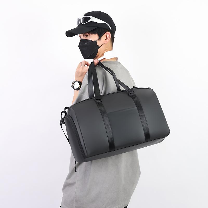 Men's Short Excursion Bag for Business Trips Simple and Atmospheric Portable Commuting Luggage Bag Fashionable Sports Gym Bag