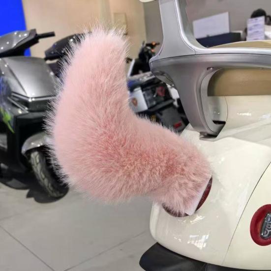 Remote Control Car Tail with Motion Sensor Plush Animal Tail for Vehicle Decoration And Cosplay USB Rechargeable Novelty Gift for Car Enthusiasts