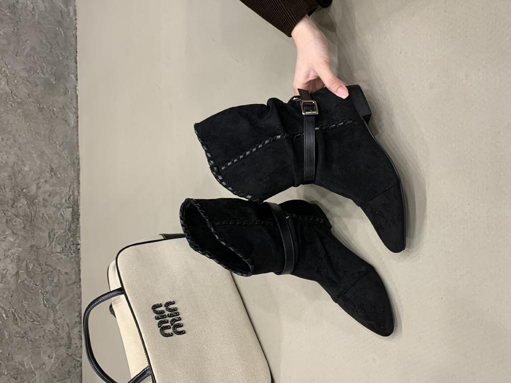 Vintage matte leather pointed pleated pile boots 2025 new single boots square heel short western cowboy boots women