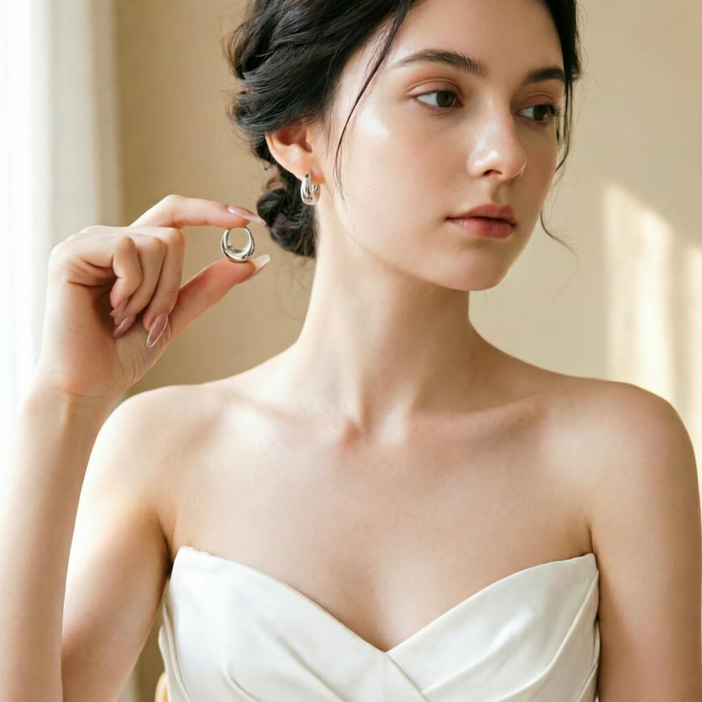 Punk Oval Smooth Metallic Geometric Hoop Earrings Minimalist Style U-shaped Ear Buckle Daily Life Fashion Jewelry Accessories